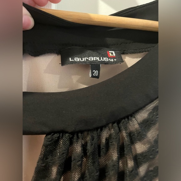 Laura + Plus Formal Maxi Chevron Style Halter Dress - Picture 9 of 11